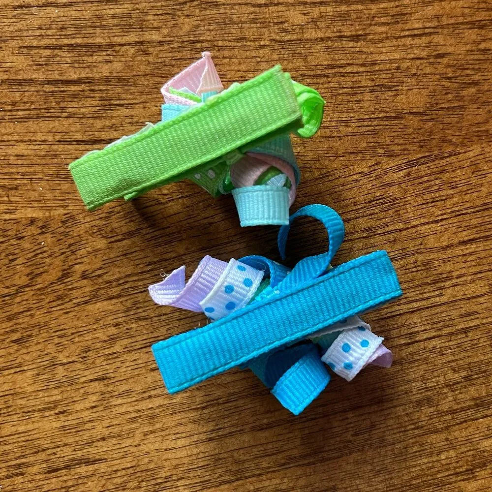 Curly ribbon hair clips *Free in bundle*